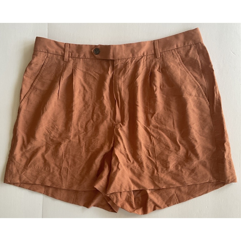 Banana Republic Peach Shorts‎ Size 16